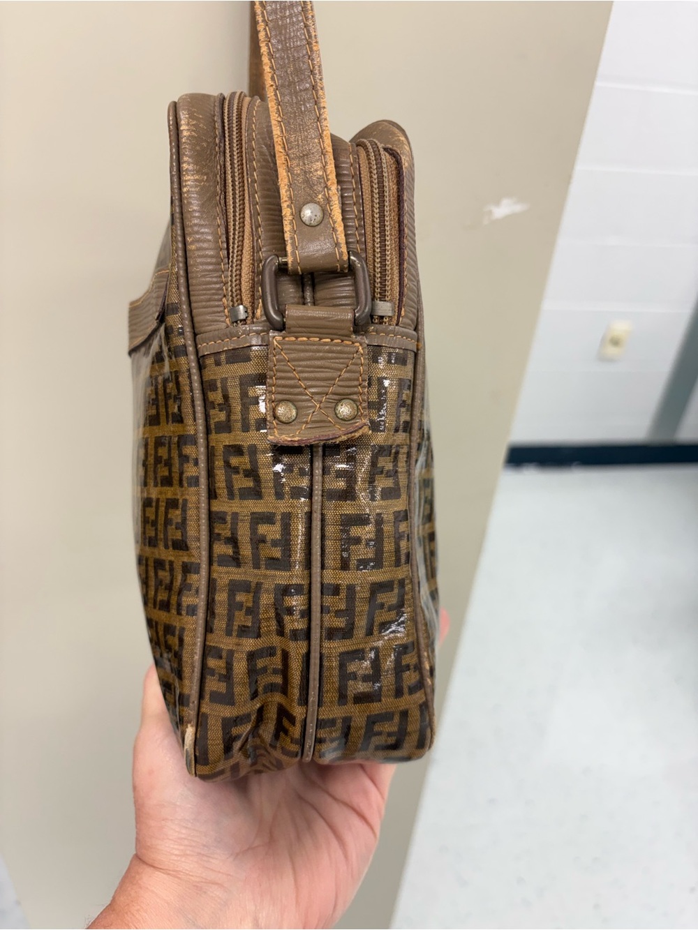 Authentic Vintage FENDI Zucca Double Zip Crossbody Messenger Bag *READ* - Picture 5 of 16